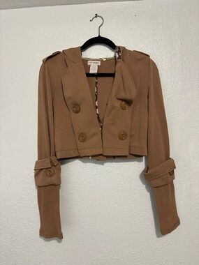 Zoompy Cropped Trench Jacket in Camel Brown